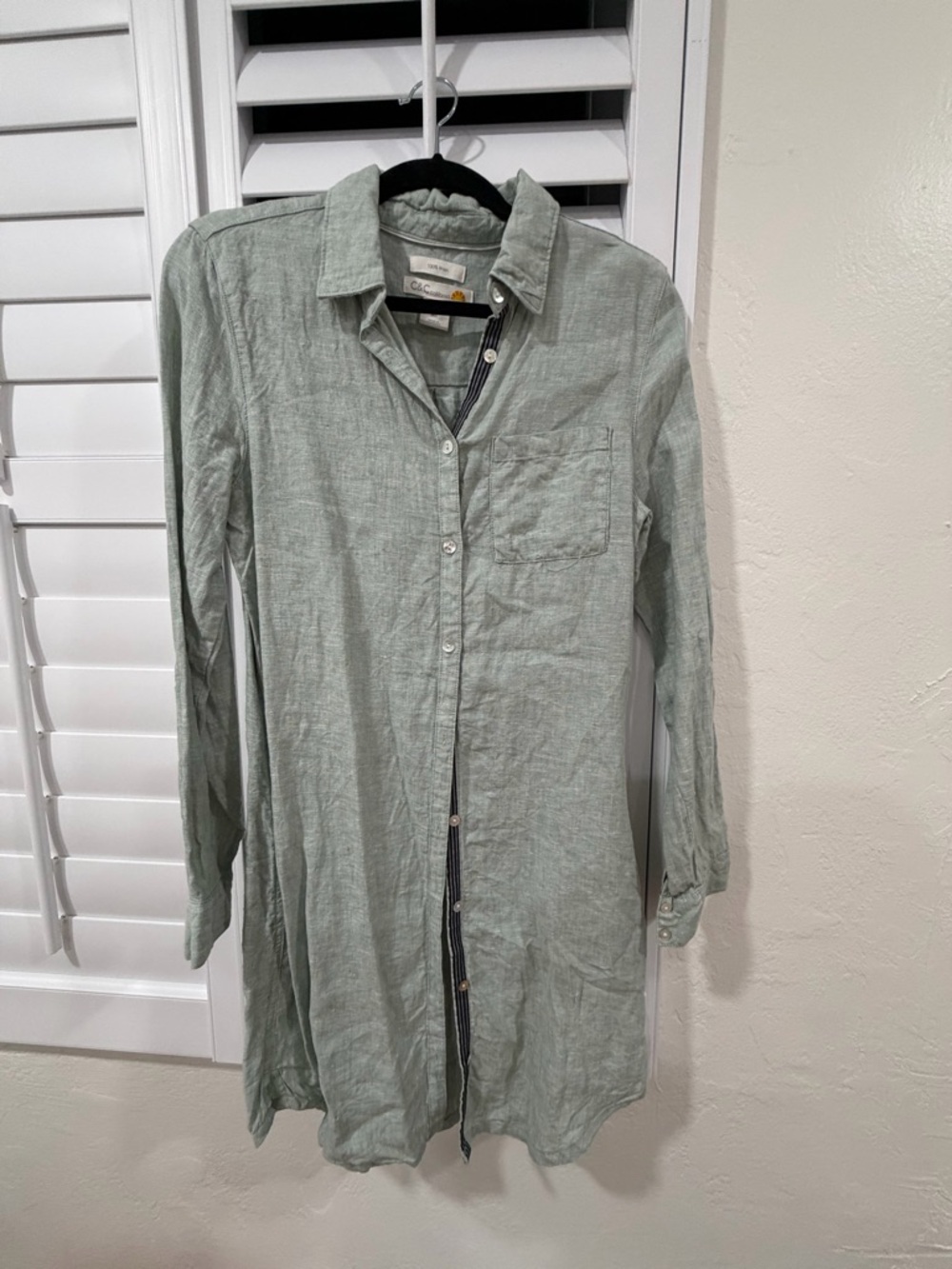 Light Sage Long-Sleeve Linen Button-Up dress